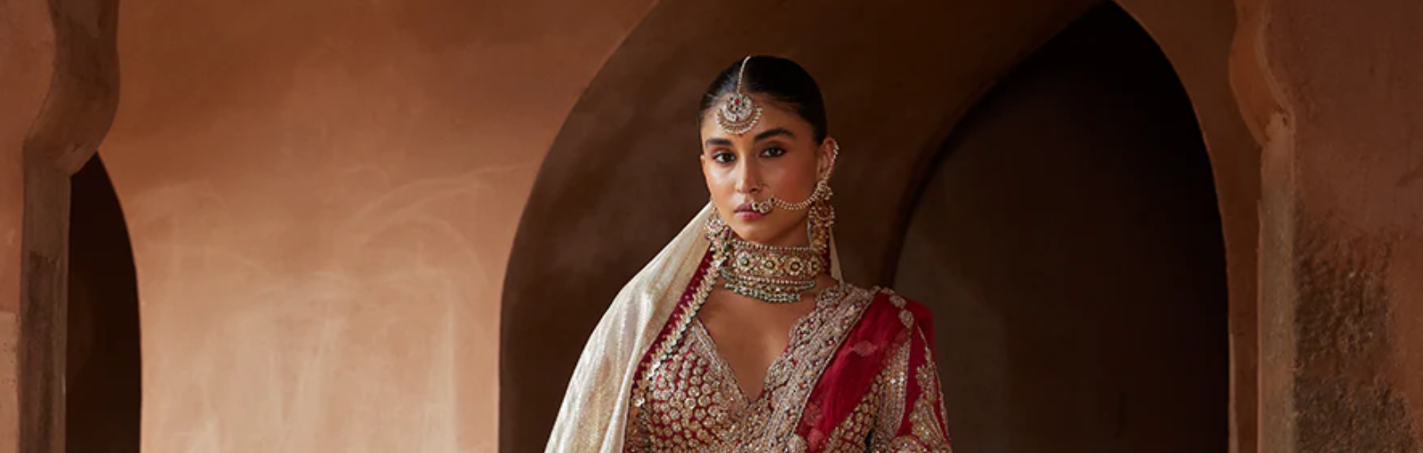 Exquisite Lehenga Designs for Engagement and Luxury Designer Bridal Lehengas