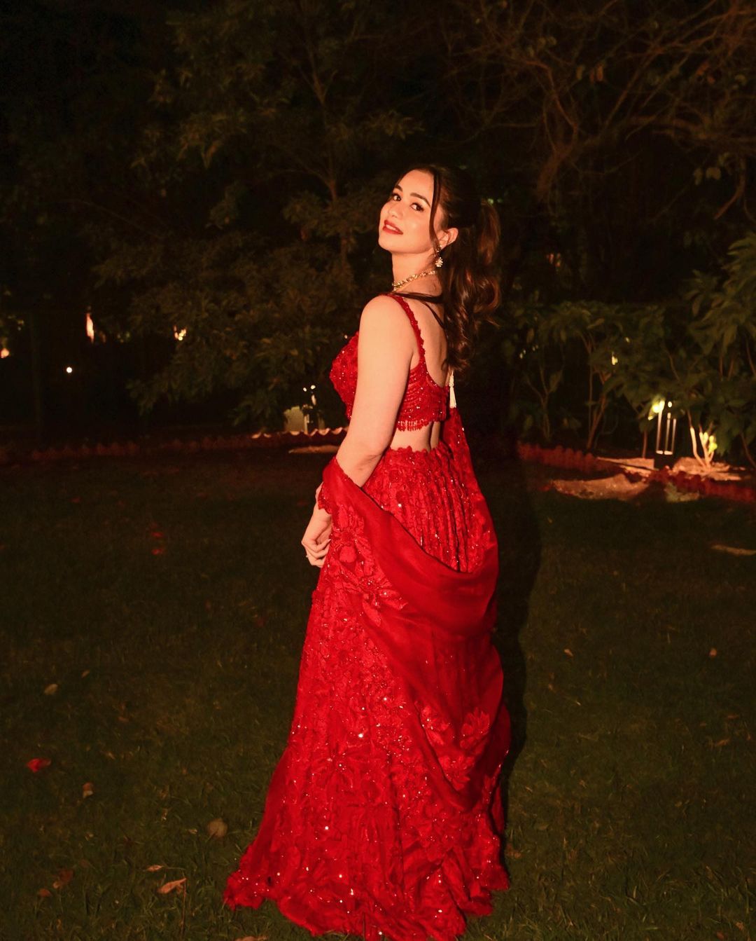 SARA TENDULKAR IN RED RAW SILK LEHENGA CHOLI SET
