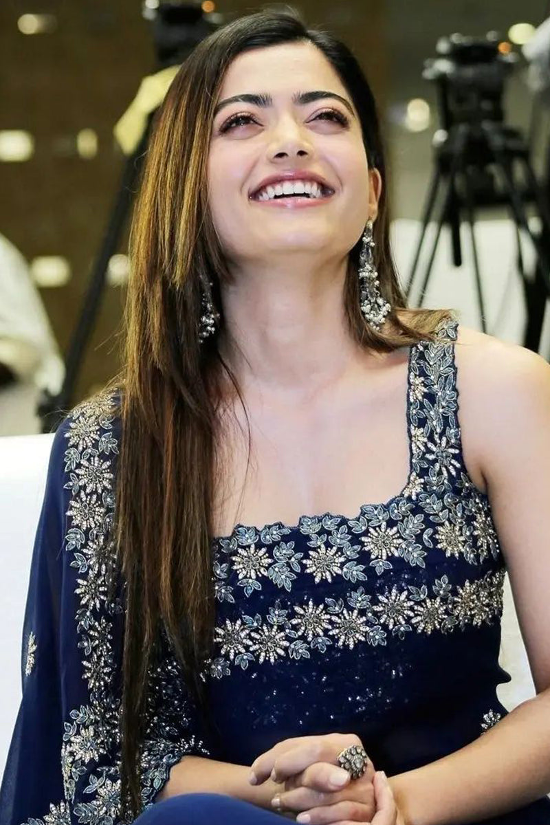 Rashmika Mandanna in Midnight Blue Georgette Saree S Rashmika Mandanna in Midnight Blue Georgette Saree S