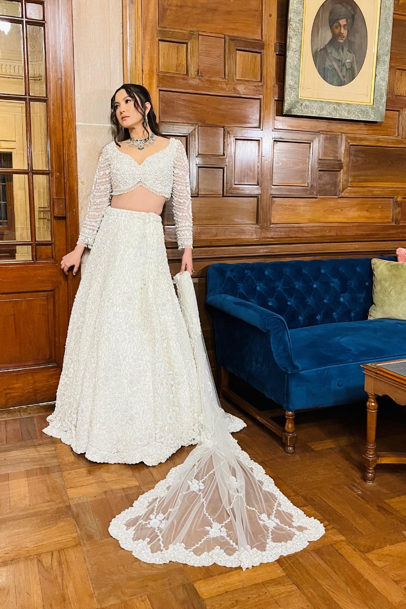 Gauhar Khan IN OFF WHITE NET LEHENGA CHOLI SET