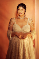 Anshula Kapoor IN OFF WHITE LEHENGA SET