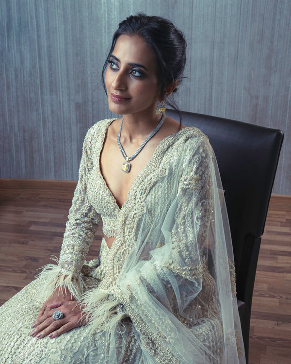 Vineeta Singh In Ivory Tulle Lehenga Choli Dupatta Set with an Optional Veil