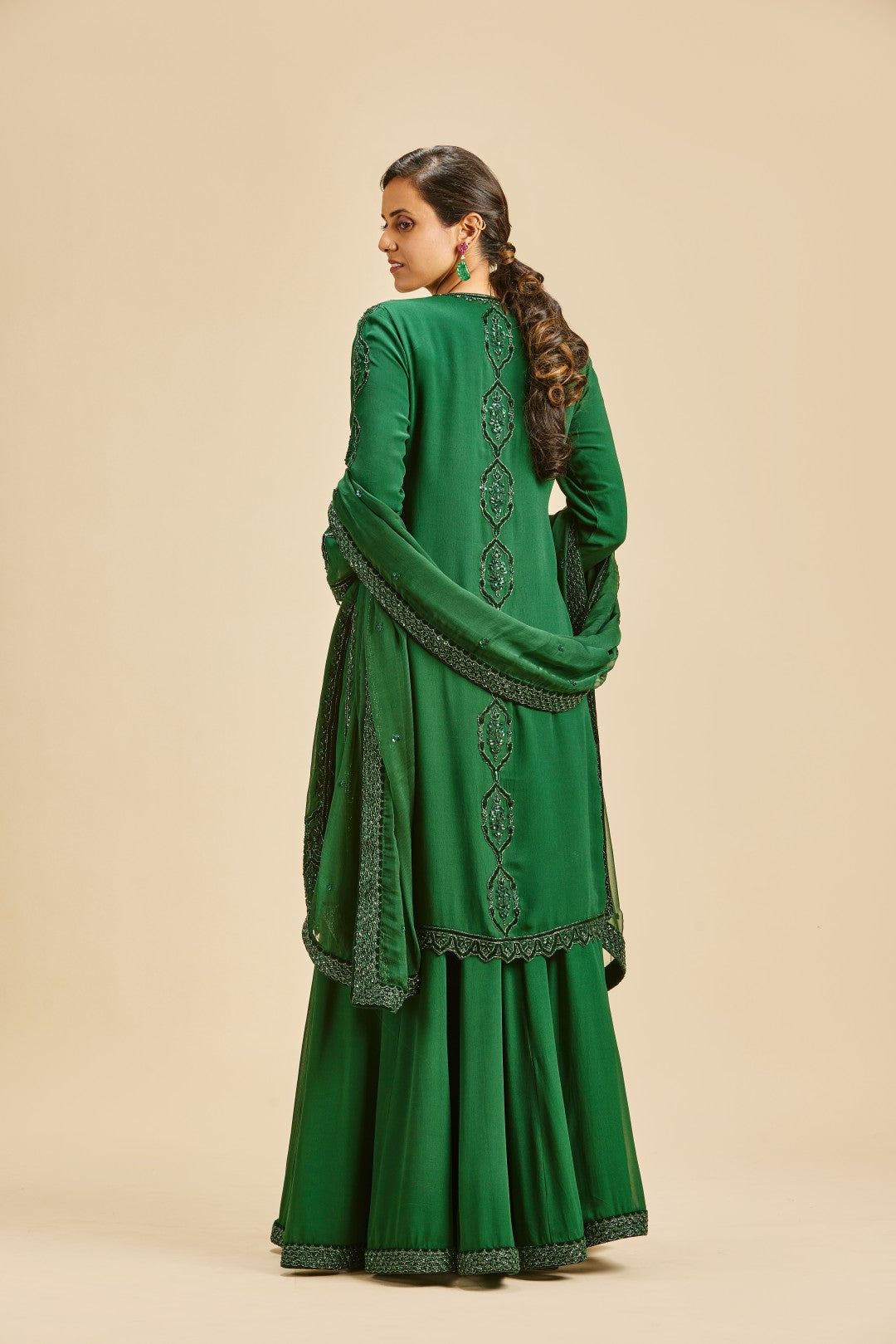 BOTTLE GREEN VELVET APPLIQUE SHARARA SET