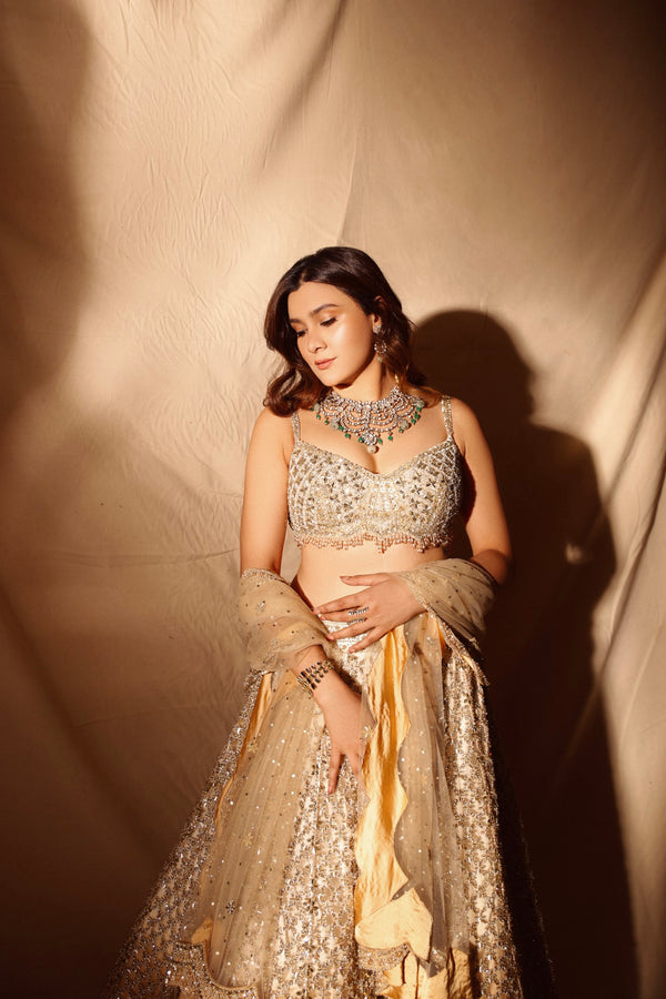 Aastha Gill In Beige Ombre Lehenga Choli With Net Dupatta