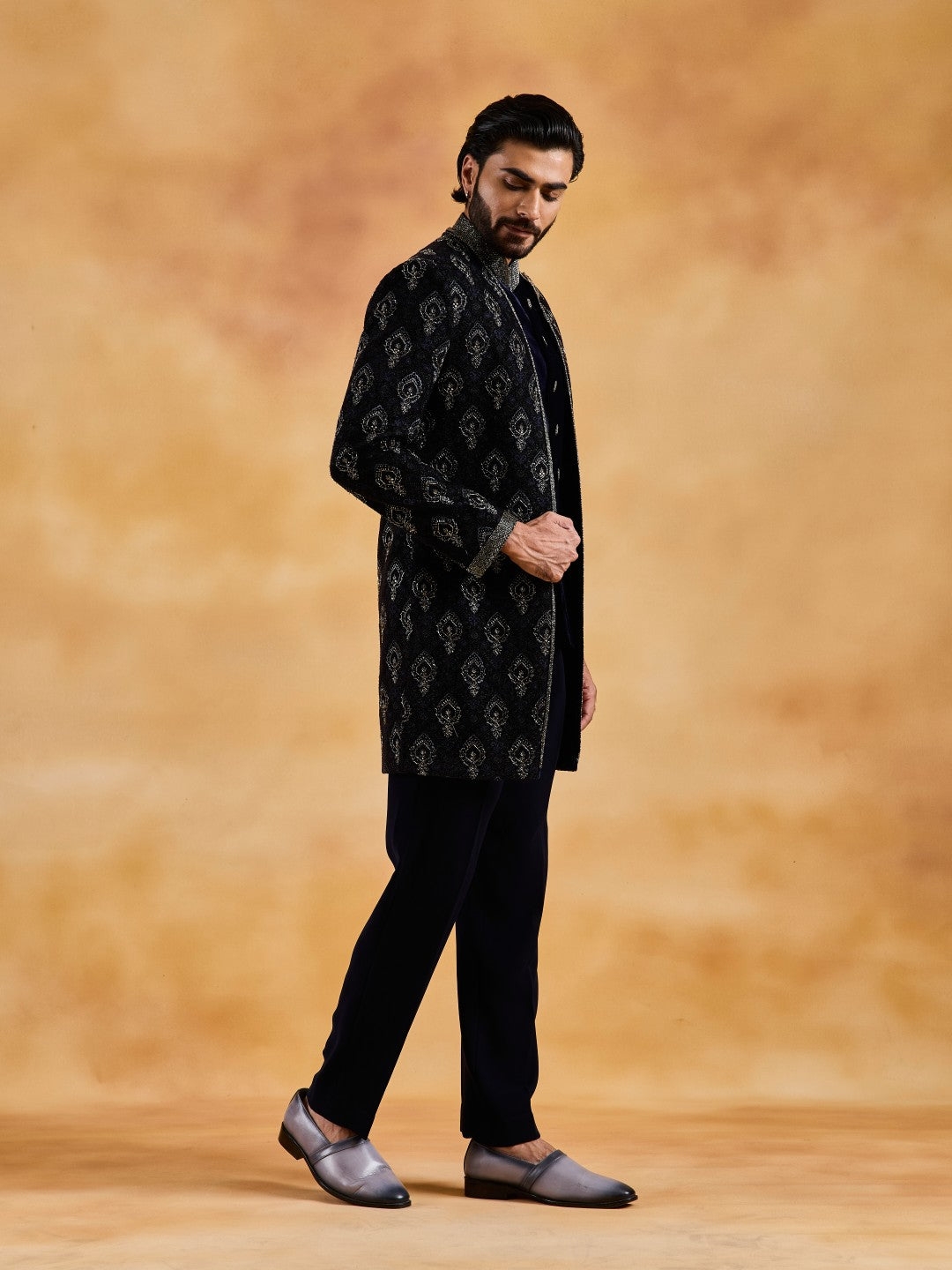 NAVY VELVET OPEN JACKET WITH BUNDI AND PANT