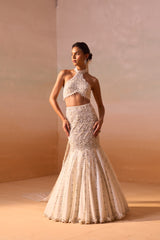 Amna Sharif In IVORY FISHTAILED SKIRT WITH PEARL WORK