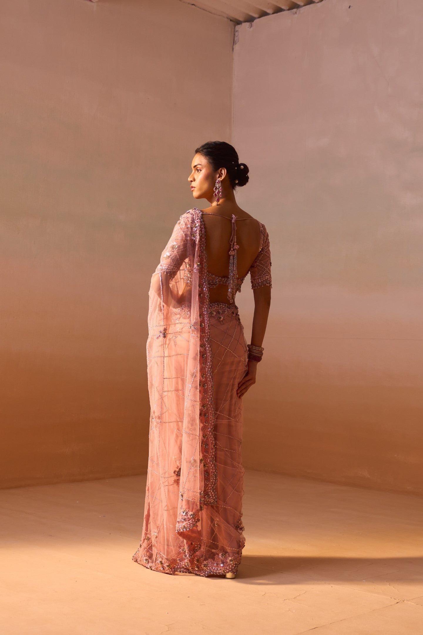 Amna Sharif In ROSE PINK SAREE