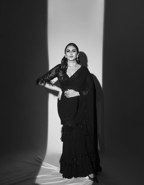 Huma Qureshi In Black Georgette Draped Saree